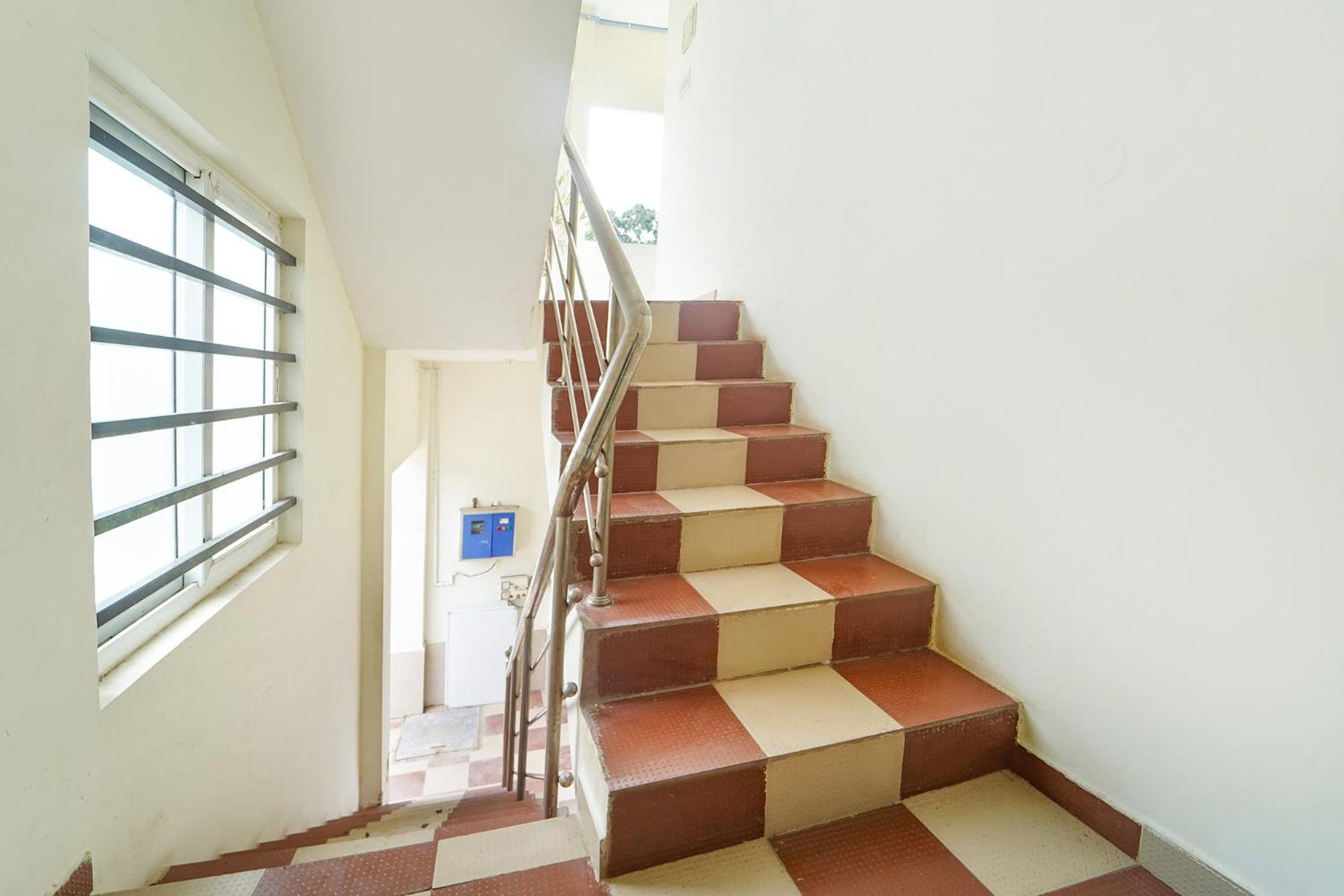 Fabexpress Clover Castle - Nr Coimbatore International Airport Dış mekan fotoğraf