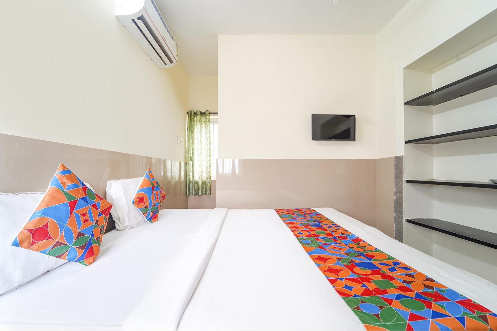 Fabexpress Clover Castle - Nr Coimbatore International Airport Dış mekan fotoğraf