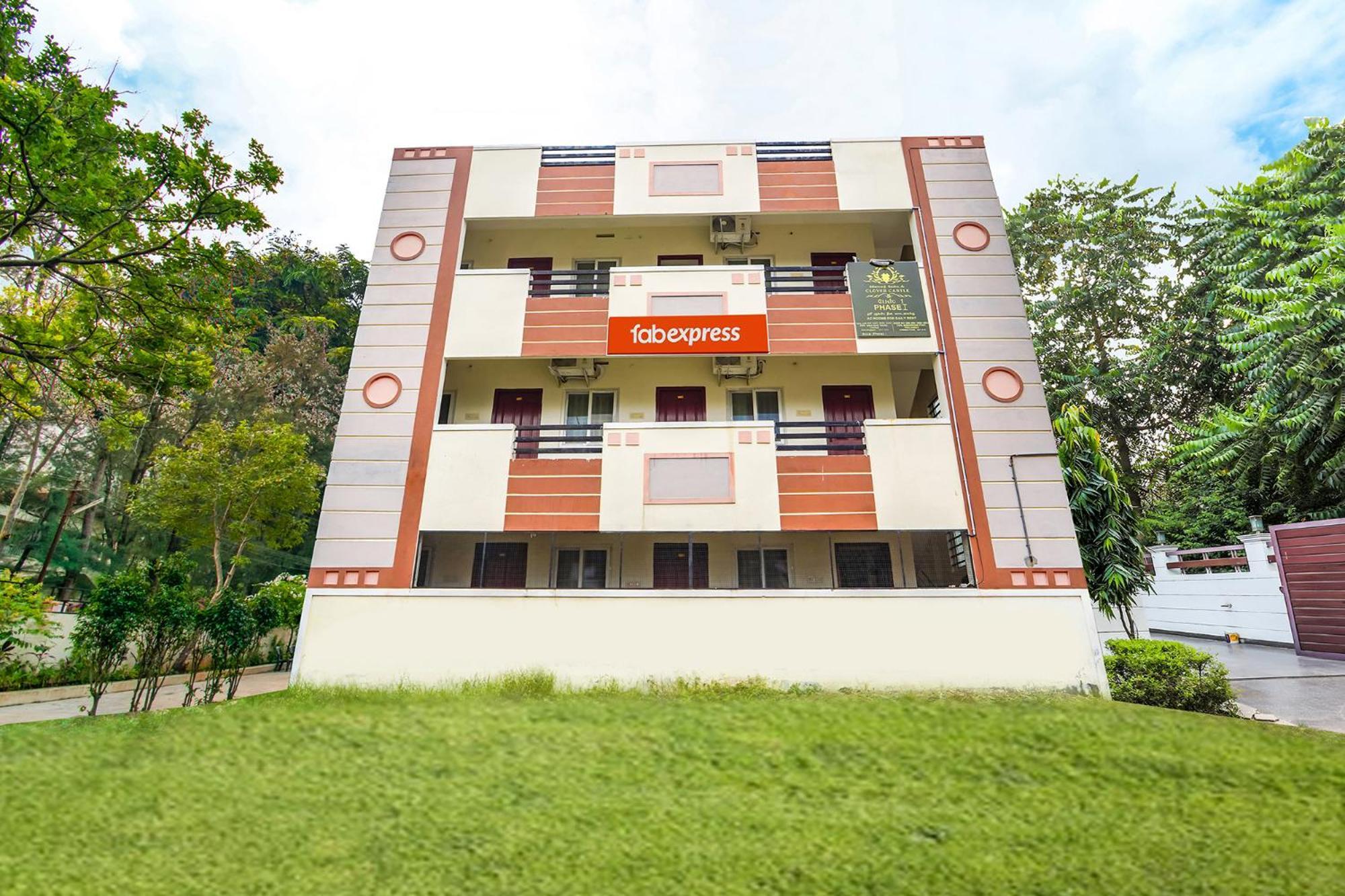 Fabexpress Clover Castle - Nr Coimbatore International Airport Dış mekan fotoğraf
